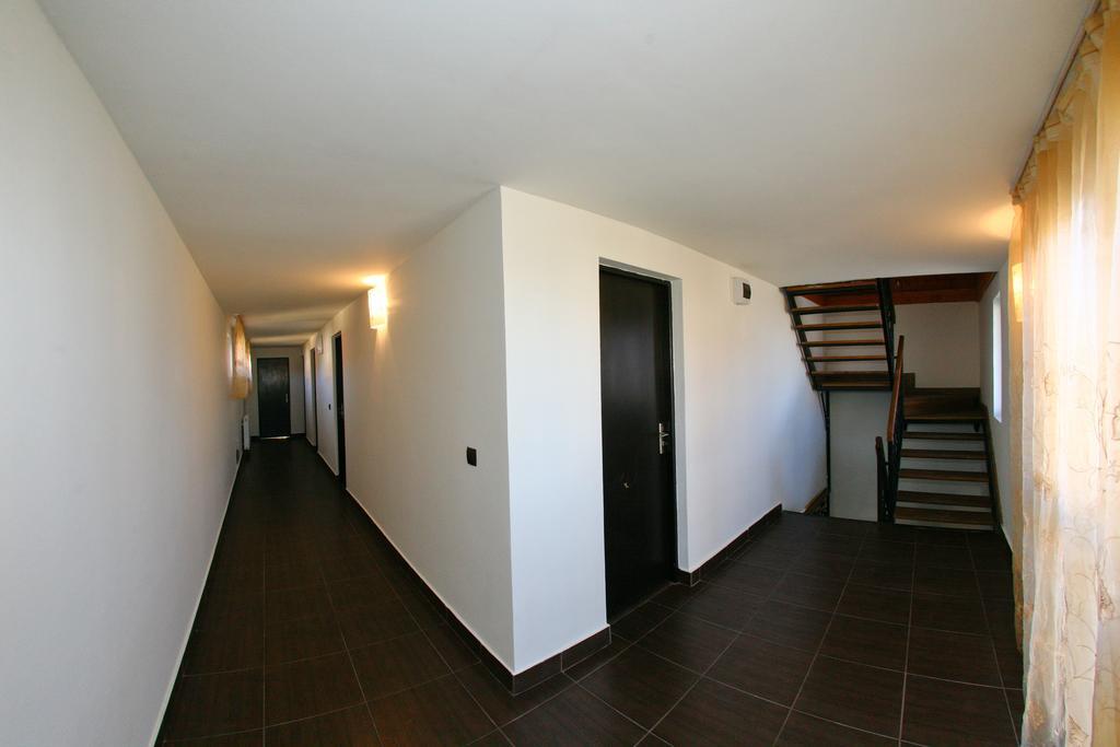 Casa Teodora Hotel รานกา ภายนอก รูปภาพ